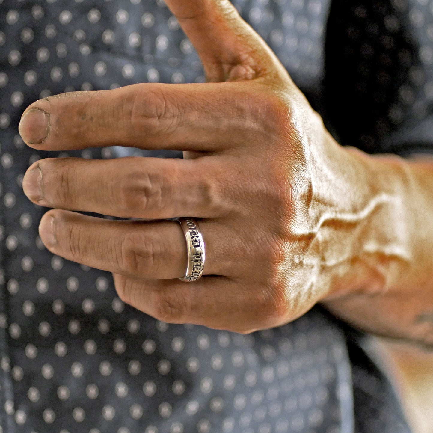 RS-185 Old English letters engraved personalized silver ring, simple ring, men ring, word ring, quote ring, wedding band