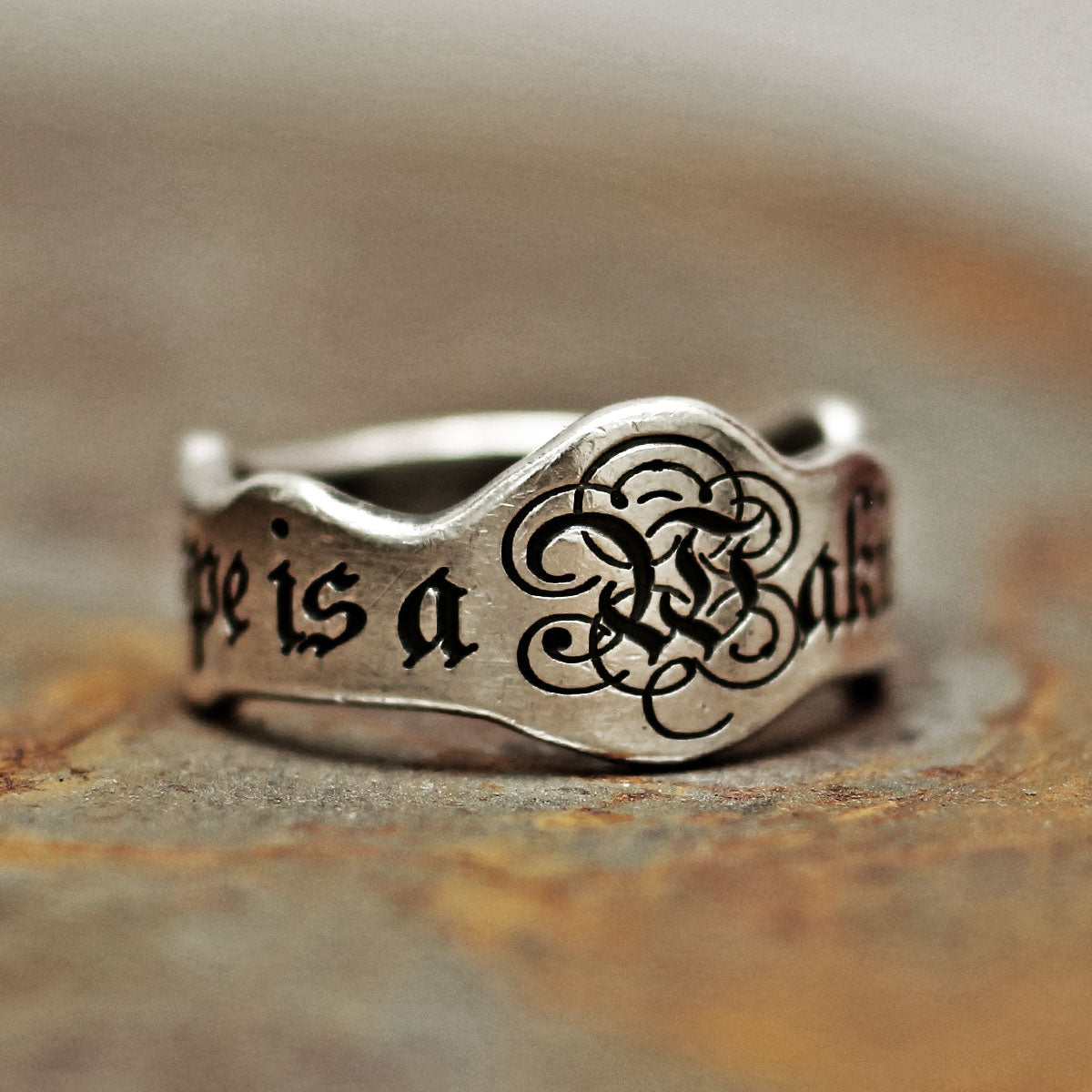 Wortring, Initialring, Namensring, Herrenring, Vintage-Ring, Silberring, gravierter Ring, personalisierter Ring, individueller Ring, Mittelalterring