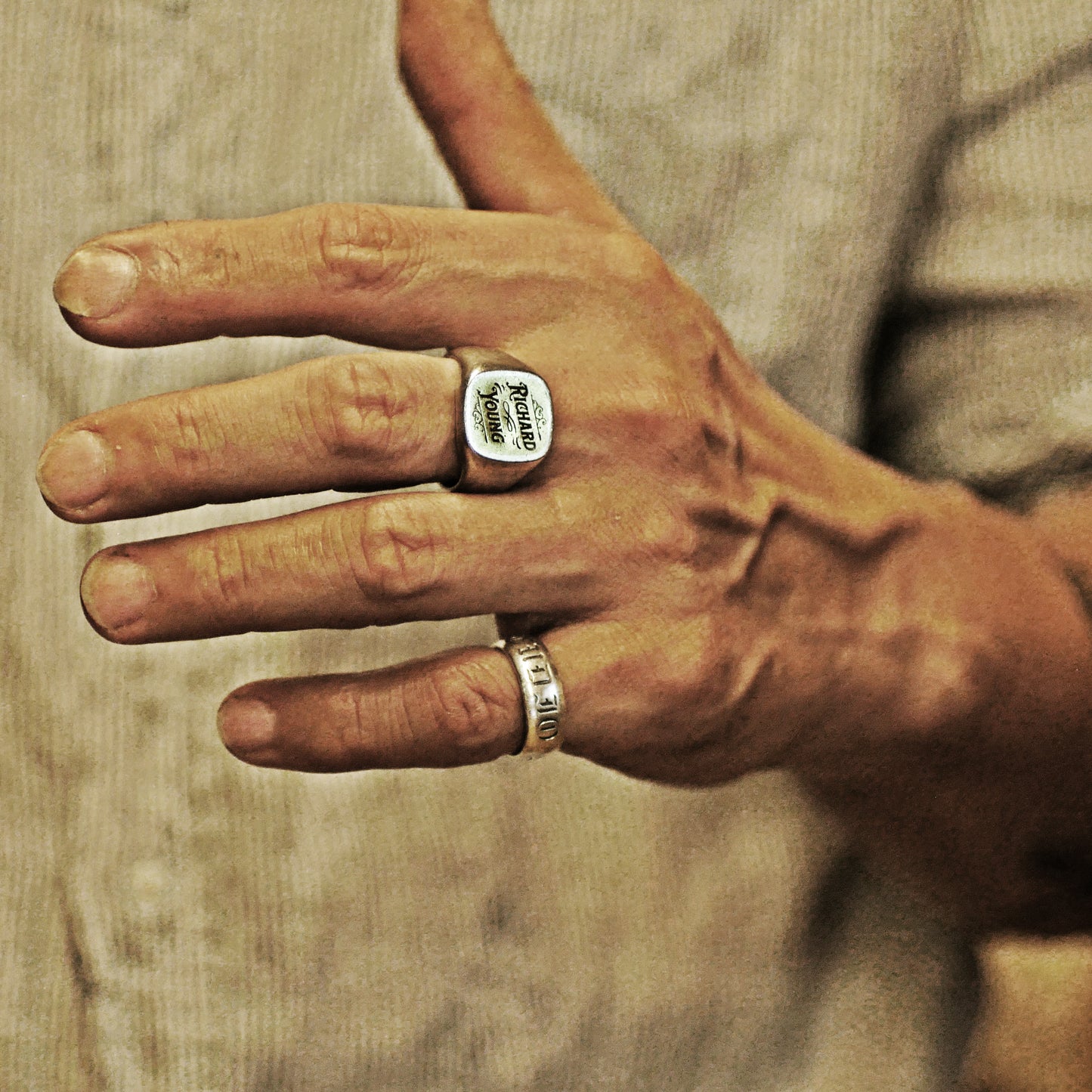 RS-196 Graphic name silver signet ring